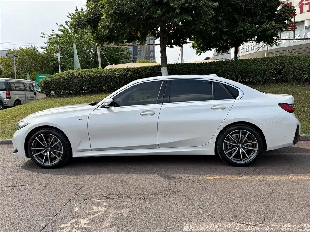 BMW 3 Series 2025 325Li M Sport Package фото 3