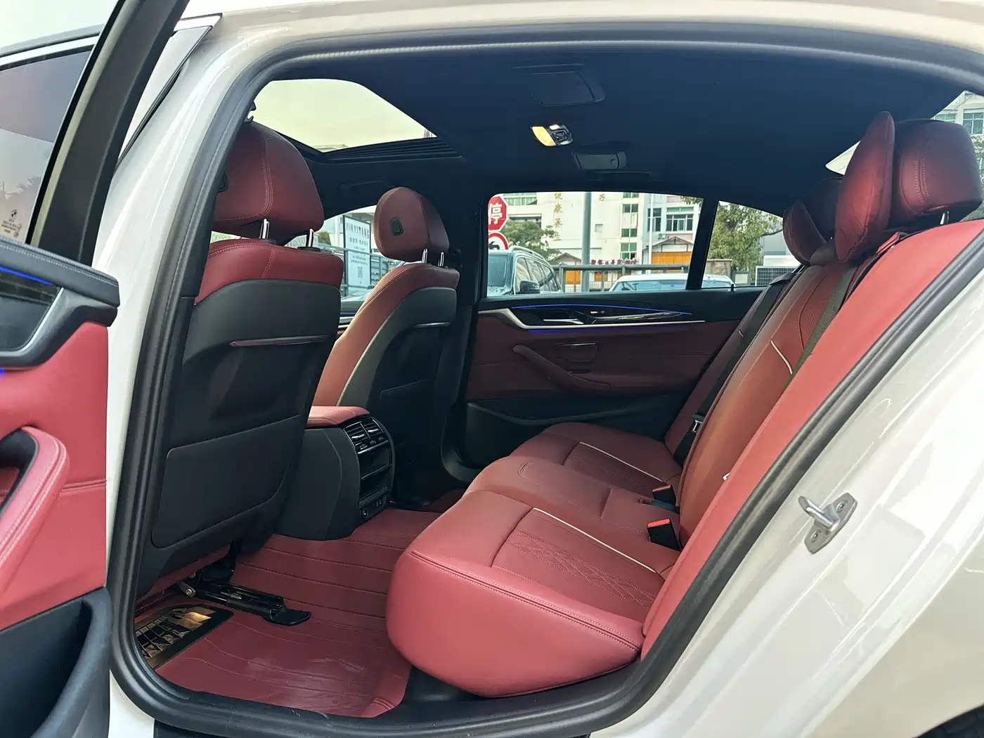 BMW 5 Series 2021 525Li M Sport Package фото 12