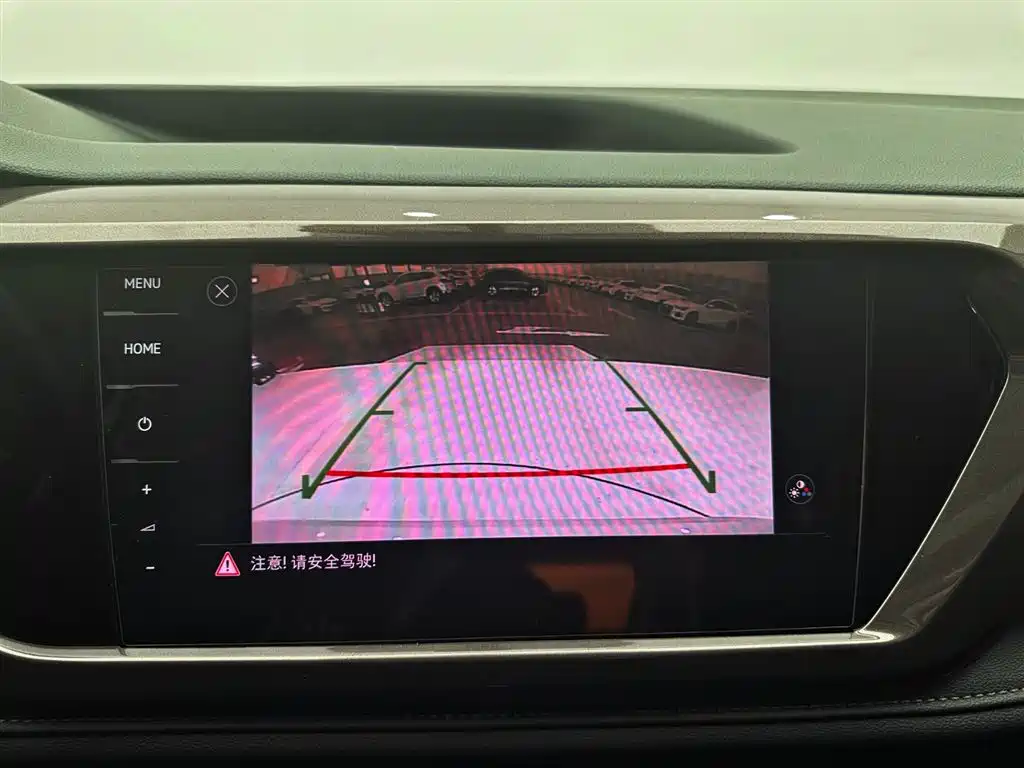 Volkswagen Tharu 2022 280TSI FWD Luxury Edition фото 14