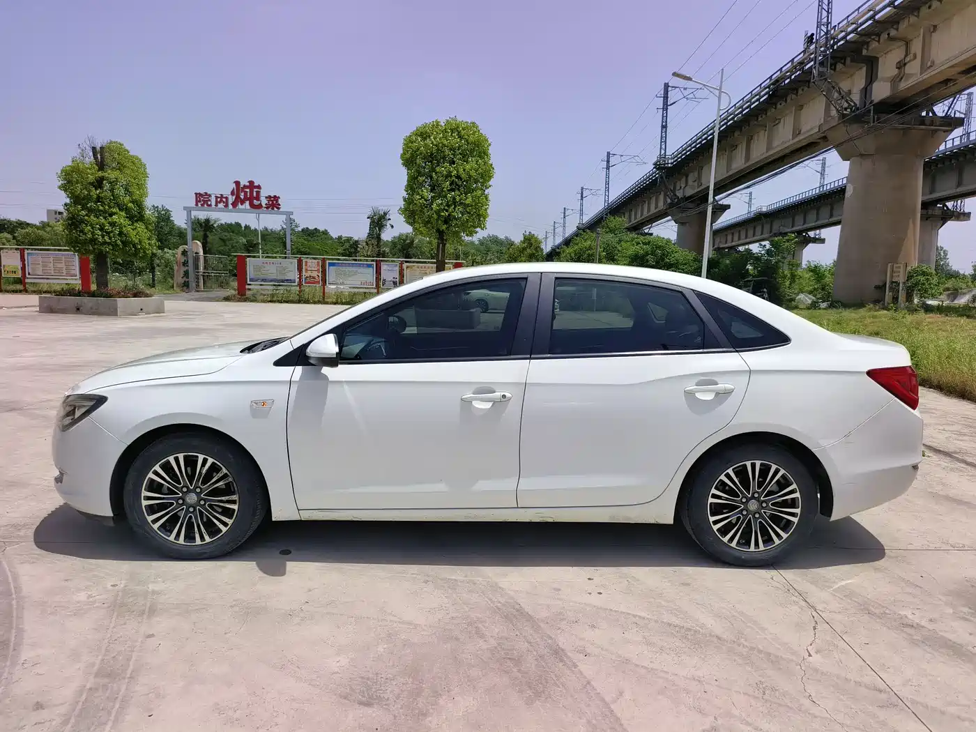 Buick Excelle 2017 15N Automatic Luxury фото 3