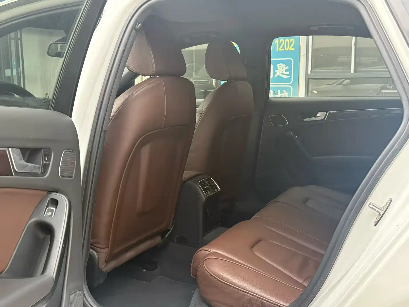 Audi A4L 2015 35 TFSI Auto Comfort фото 6