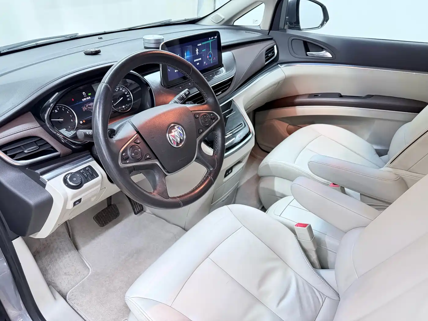 Buick GL8 2020 Model Land Business Class 652T Luxury фото 18
