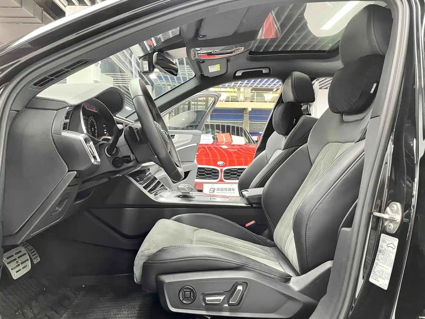Фото 8 - Audi A6L
