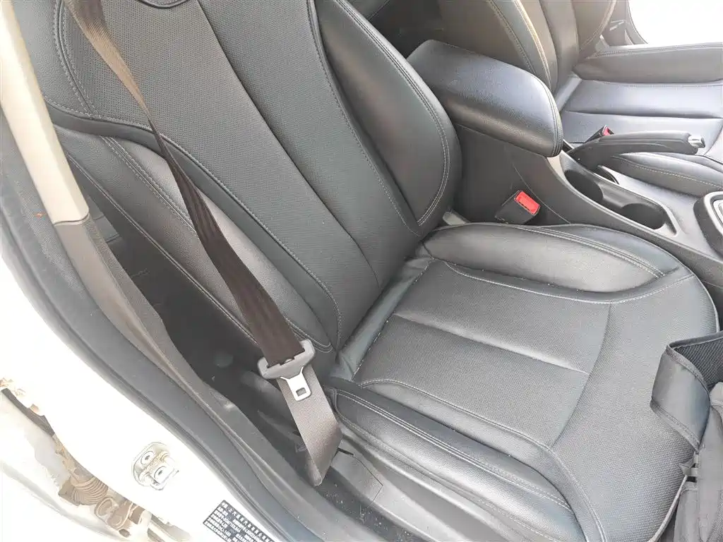 Фото 20 - Buick Excelle