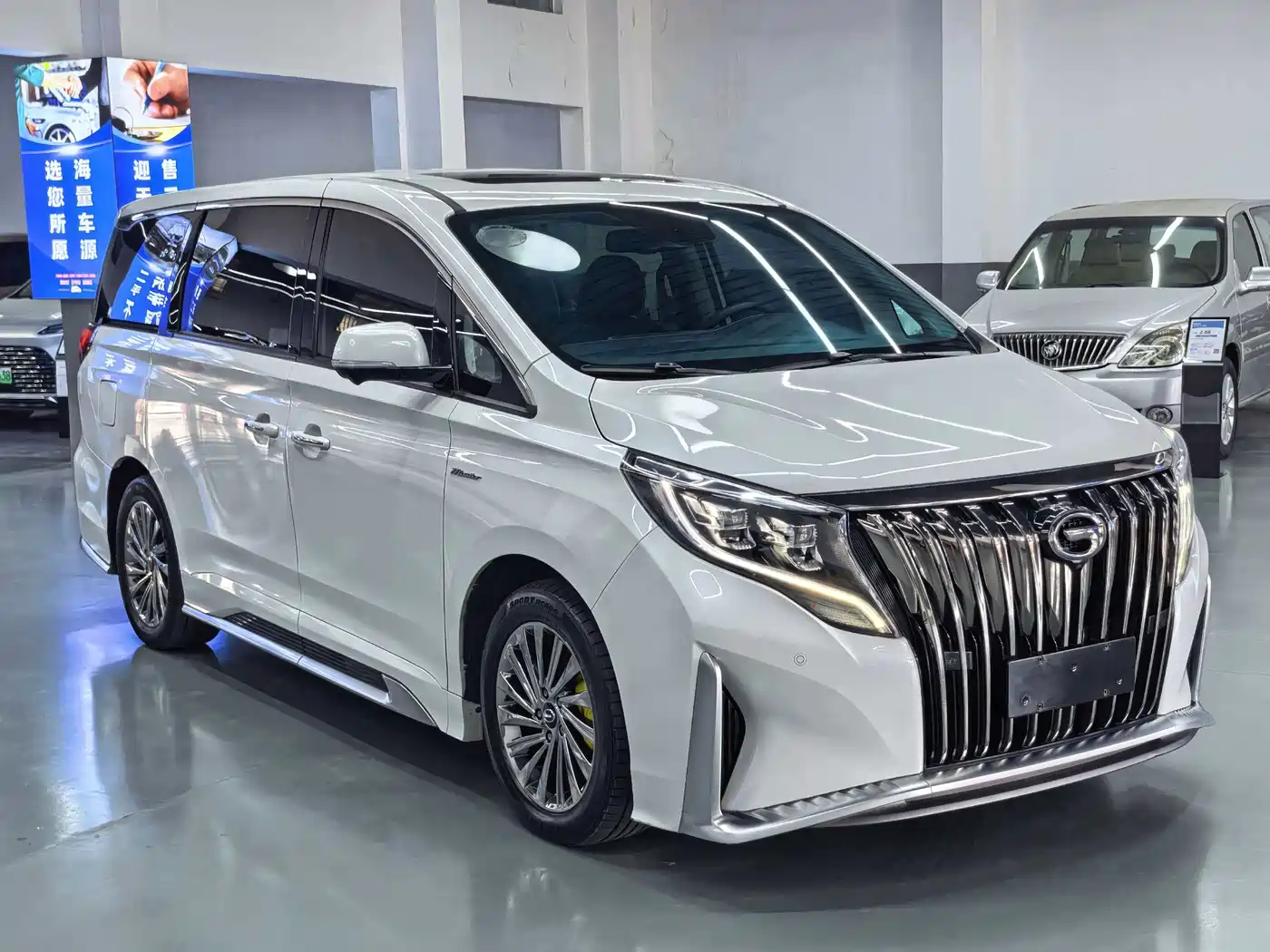 GAC Trumpchi Trumpchi M8 2023 Master Series 390T Ultimate Edition фото 2