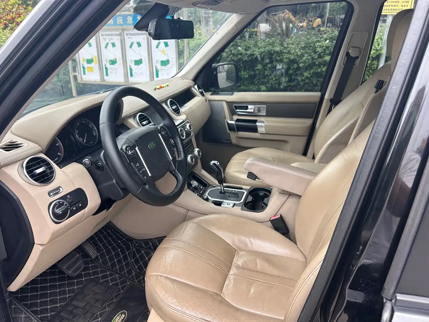 Land Rover Discovery 2011 2.7 TDV6 S Diesel фото 8
