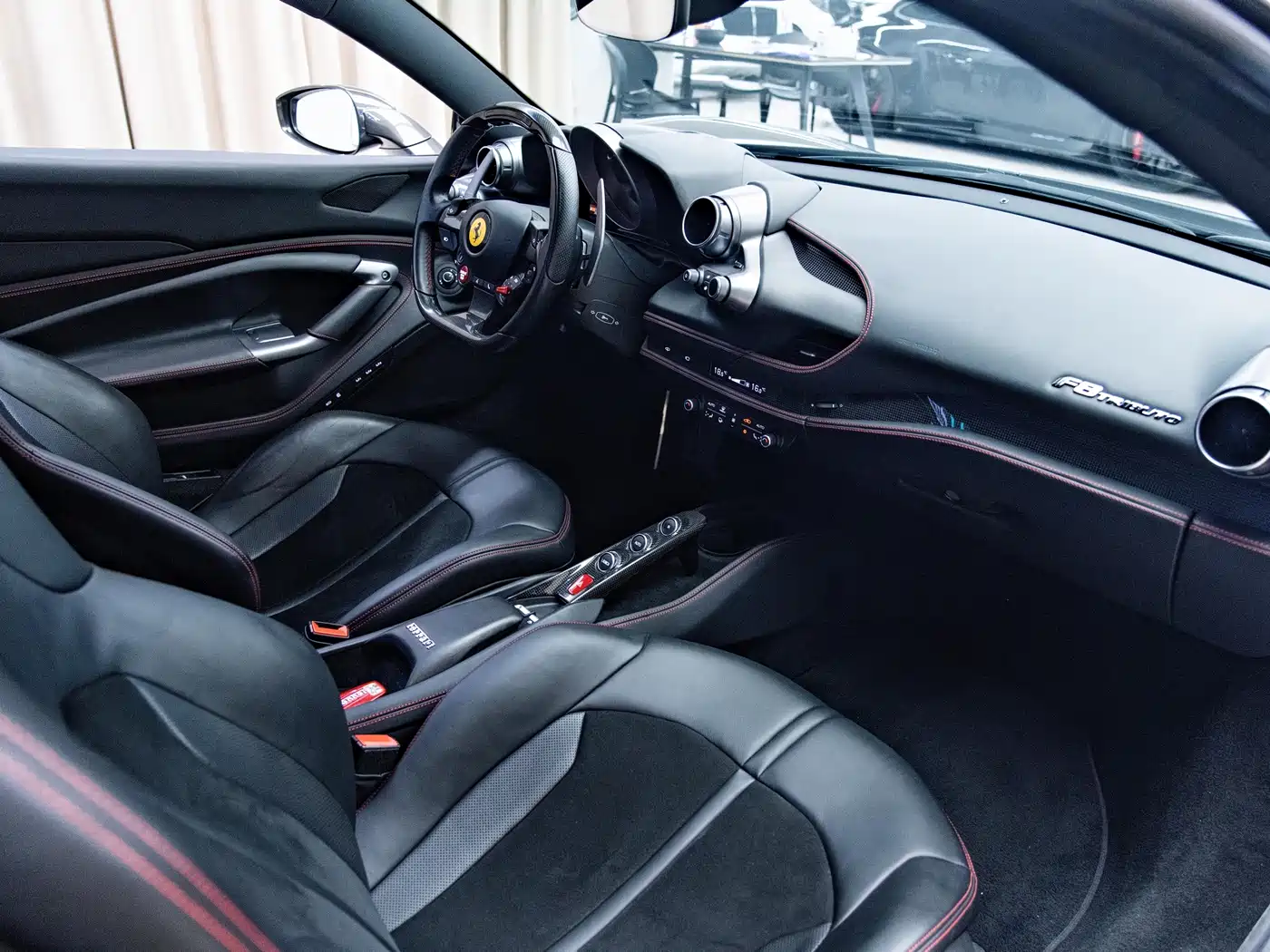 Ferrari F8 2020 2019 Tributo 3.9T V8