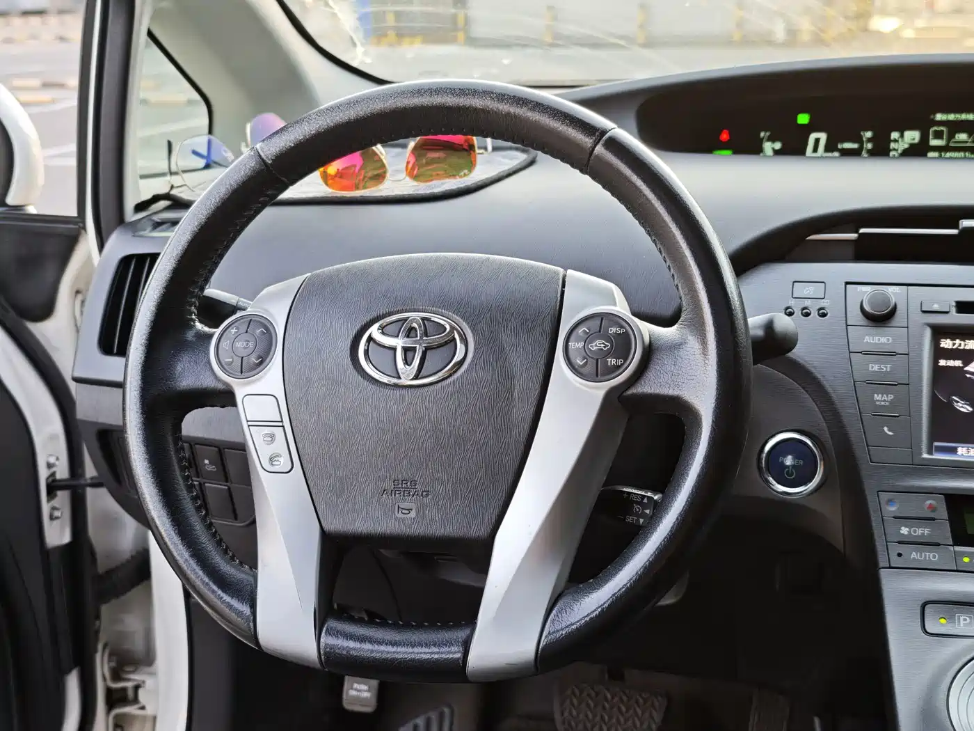 Toyota Prius 2013 2012 1.8L Luxury