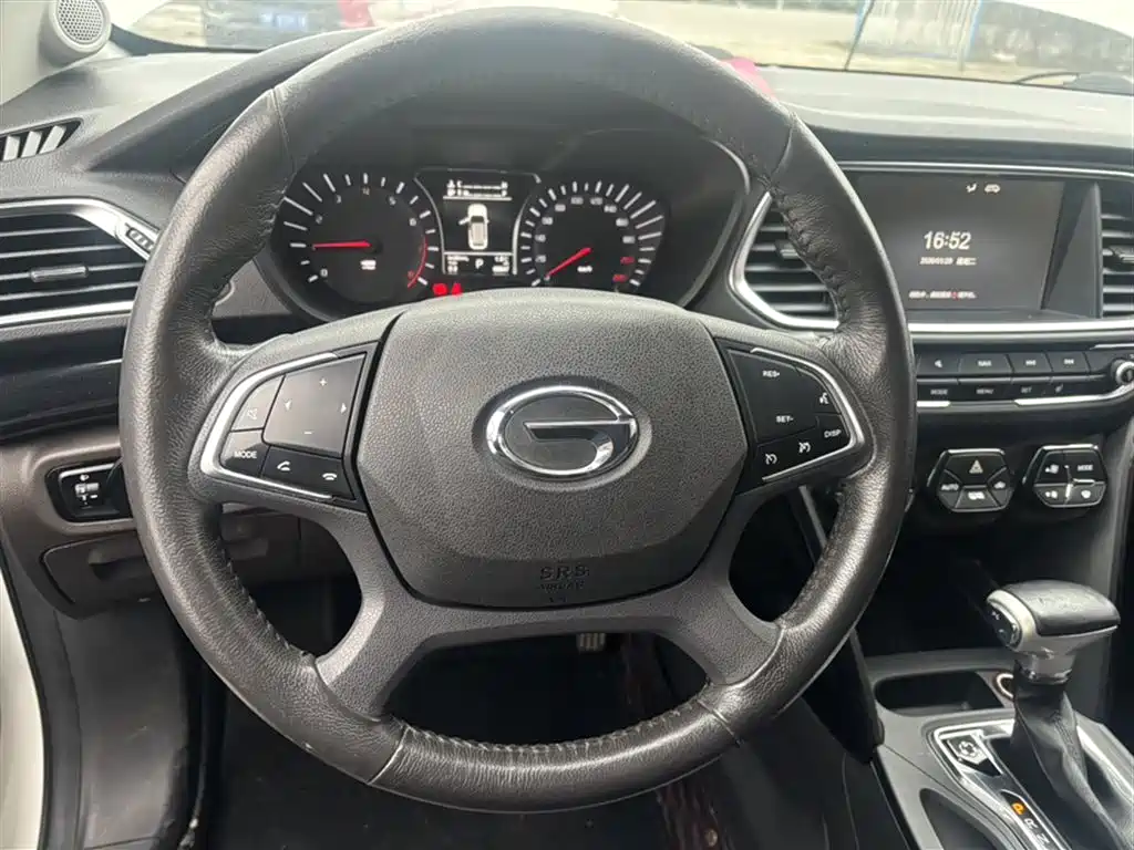 GAC Trumpchi Trumpchi GS4 2017 235T Automatic 2WD Luxury Smart Connected Edition фото 6