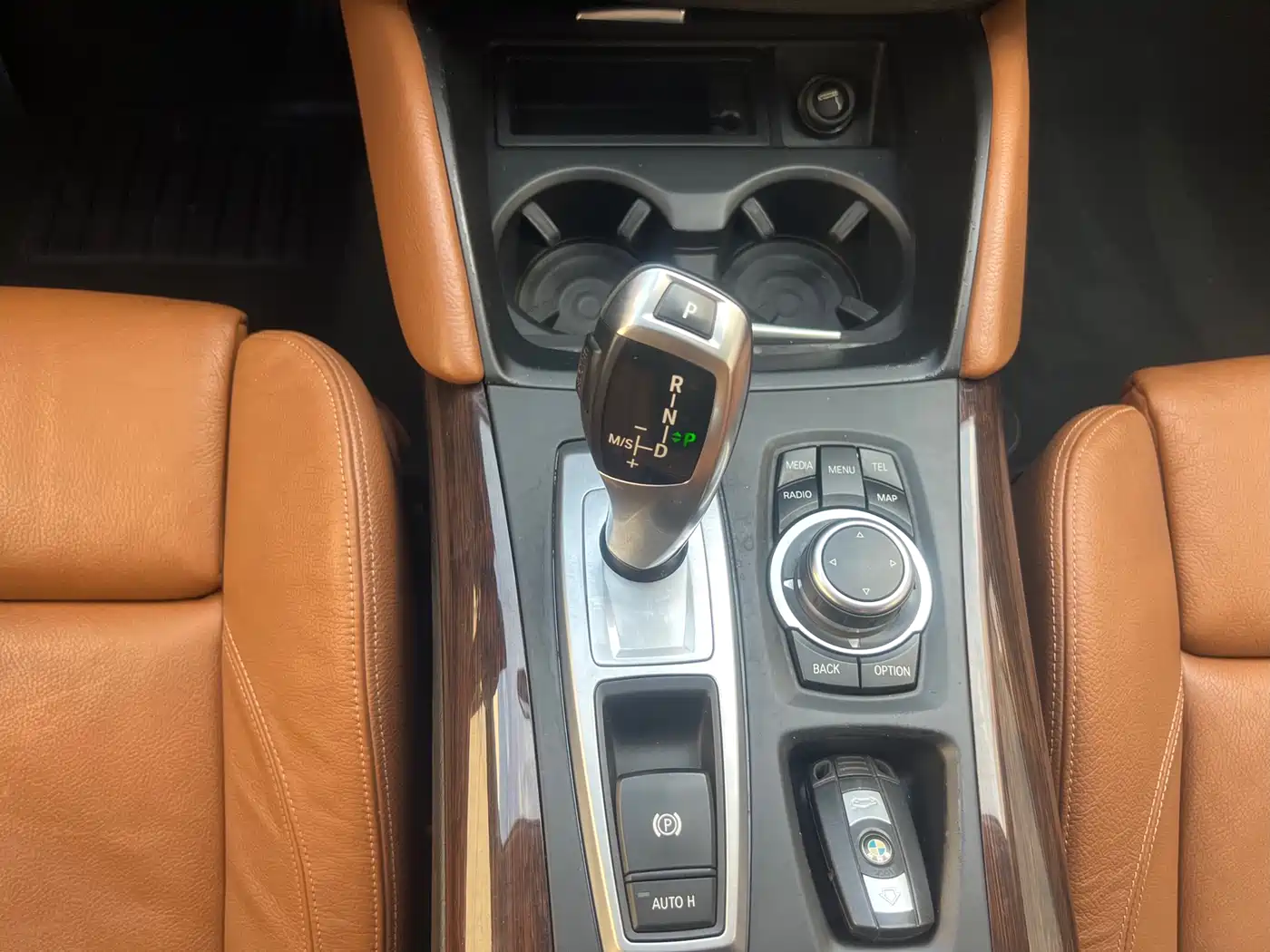 BMW X6 2014 xDrive35i Sport фото 11