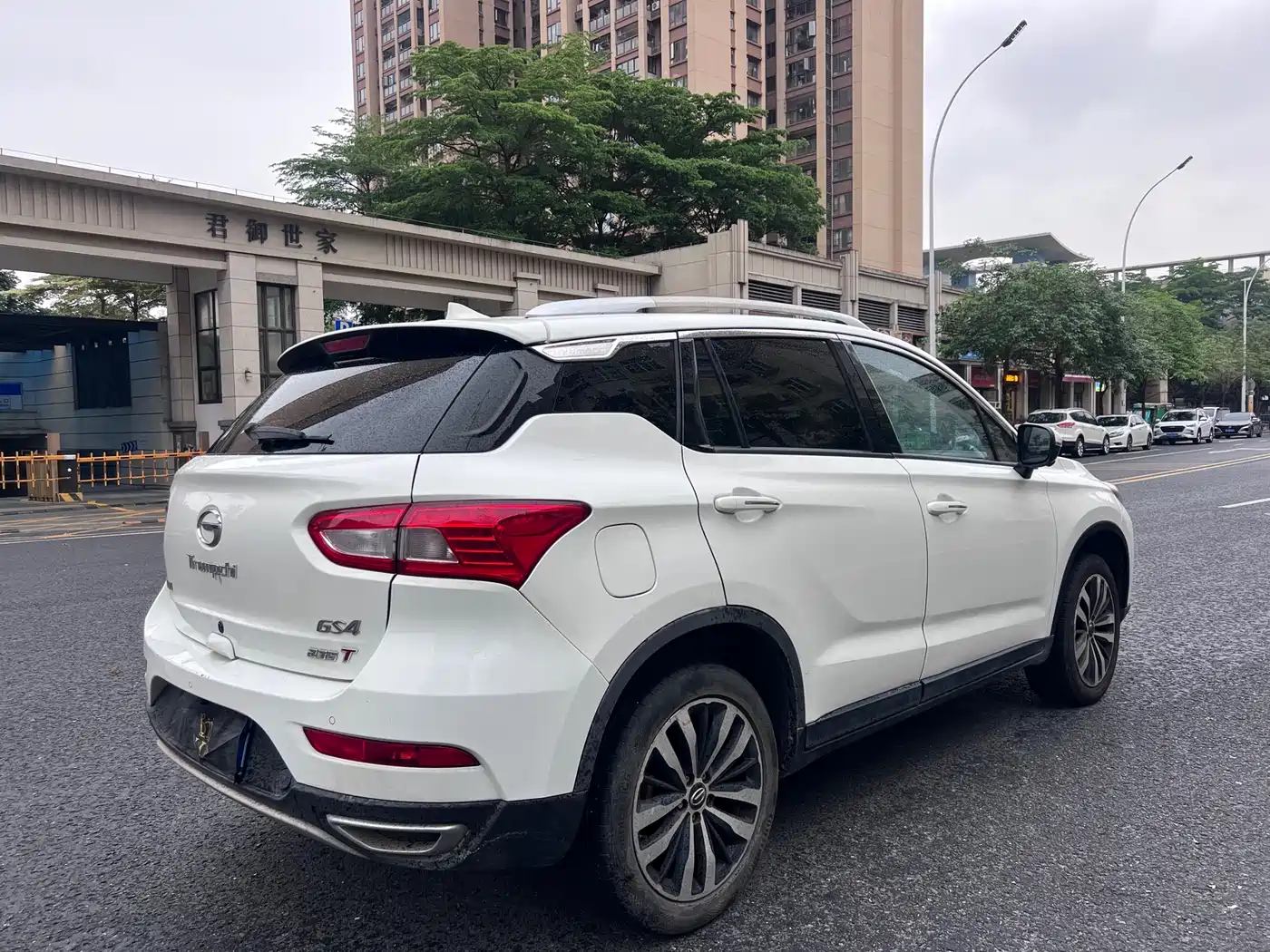 GAC Trumpchi Trumpchi GS4 2017 235T Automatic 2WD Luxury Smart Connected Edition фото 6