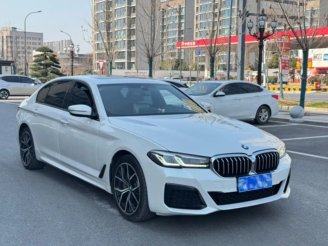 BMW 5 Series 2022 530Li Exclusive M Sport Package фото 3