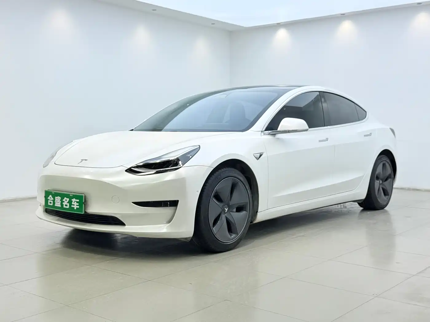 Tesla Model 3 2019 Standard Range Rear-Wheel Drive Upgrade