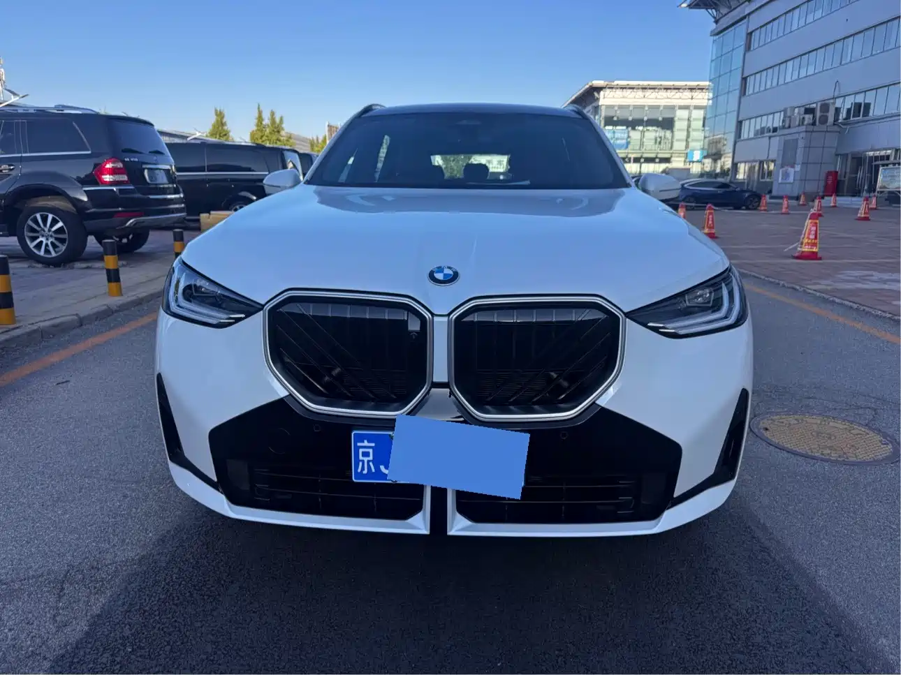 BMW X3 2026 2026 xDrive30L Leading Trim M Sport Shadowline Package