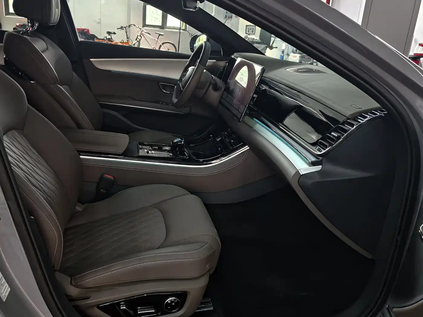 BYD Han 2025 DM-i Smart Driving Edition 125KM LiDAR Flagship фото 22
