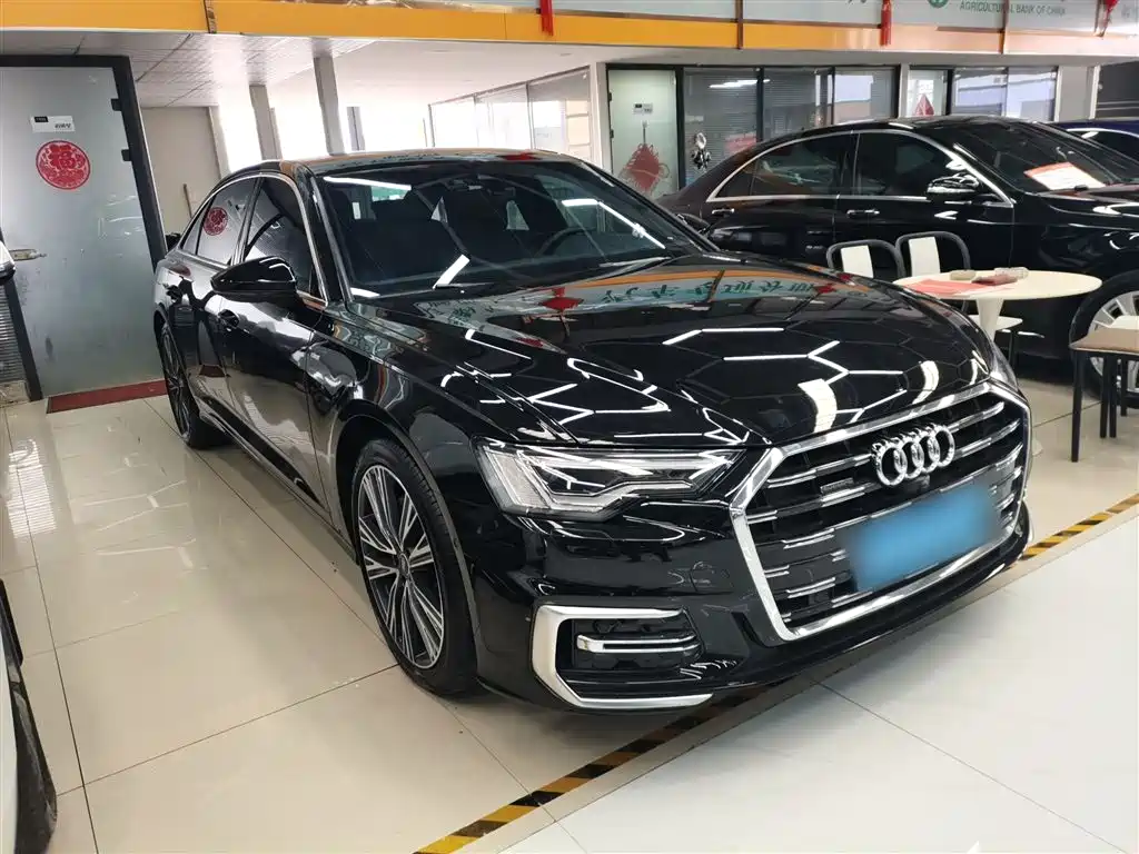 Audi A6L 2025 45 TFSI quattro Premium Sport фото 4