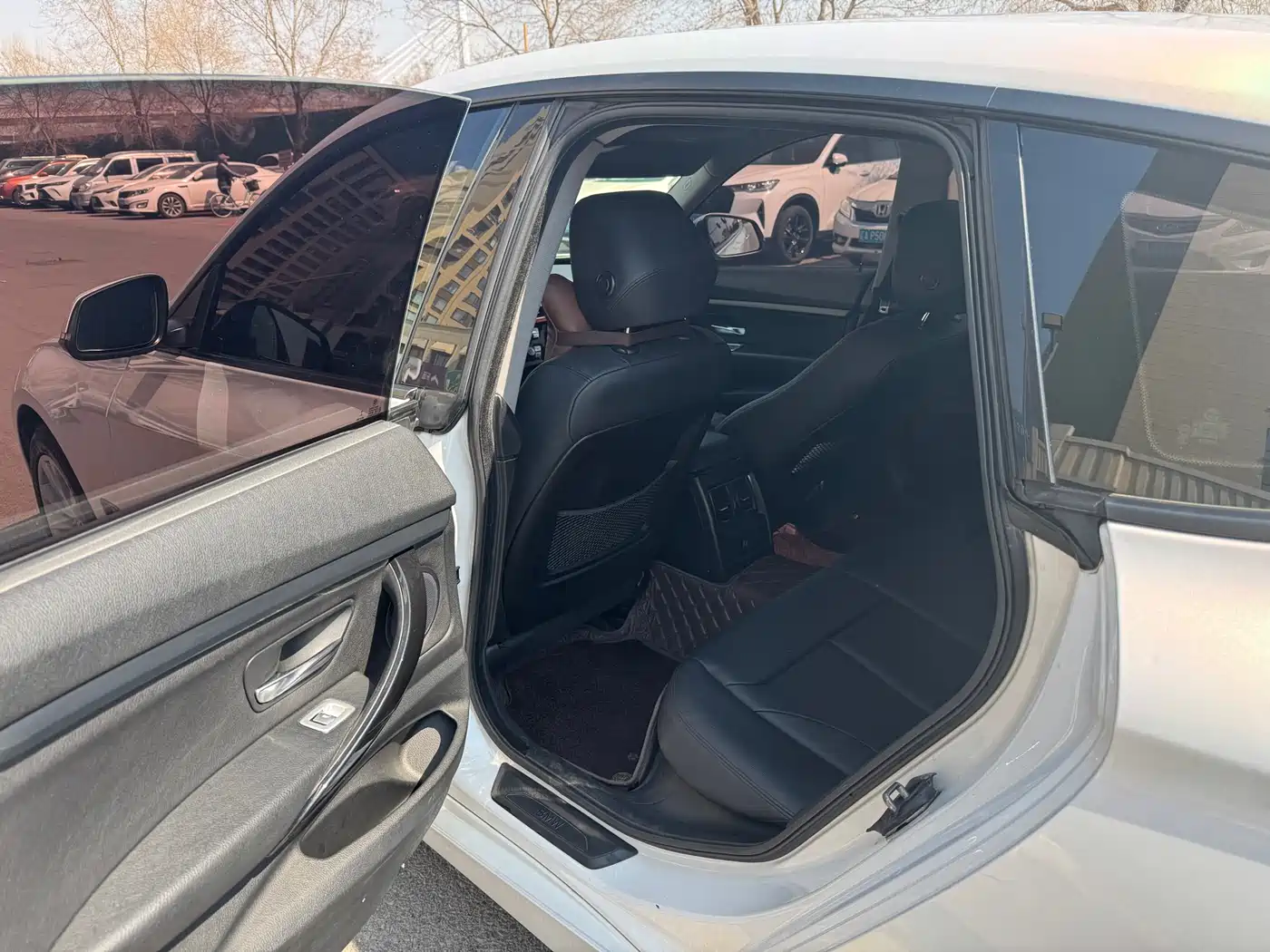 BMW 3 Series GT 2016 320i Design Package фото 6