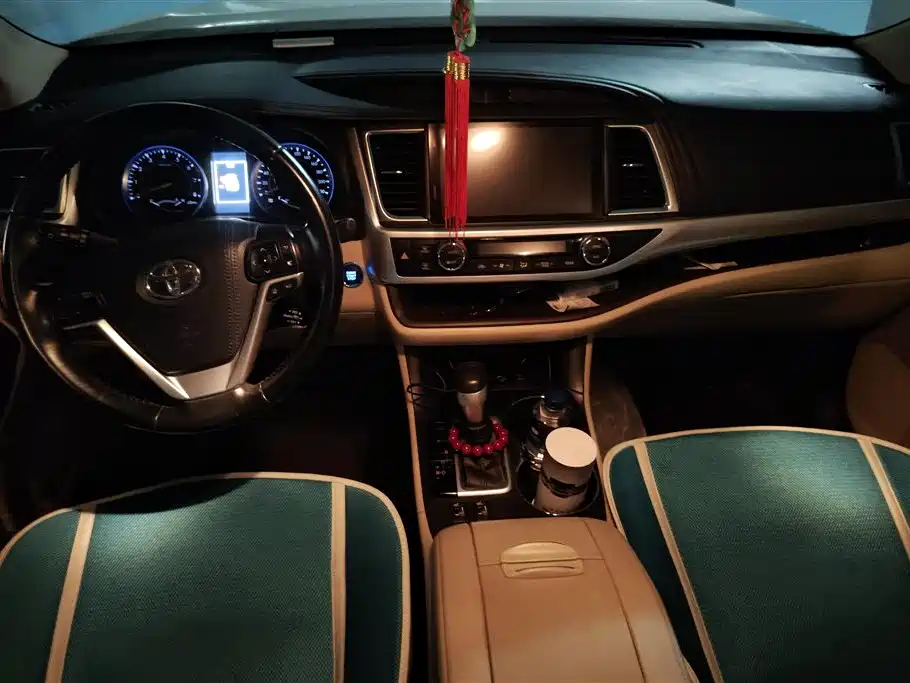 Toyota Highlander 2018 2.0T 4WD Premium 7-seater (China V) фото 12