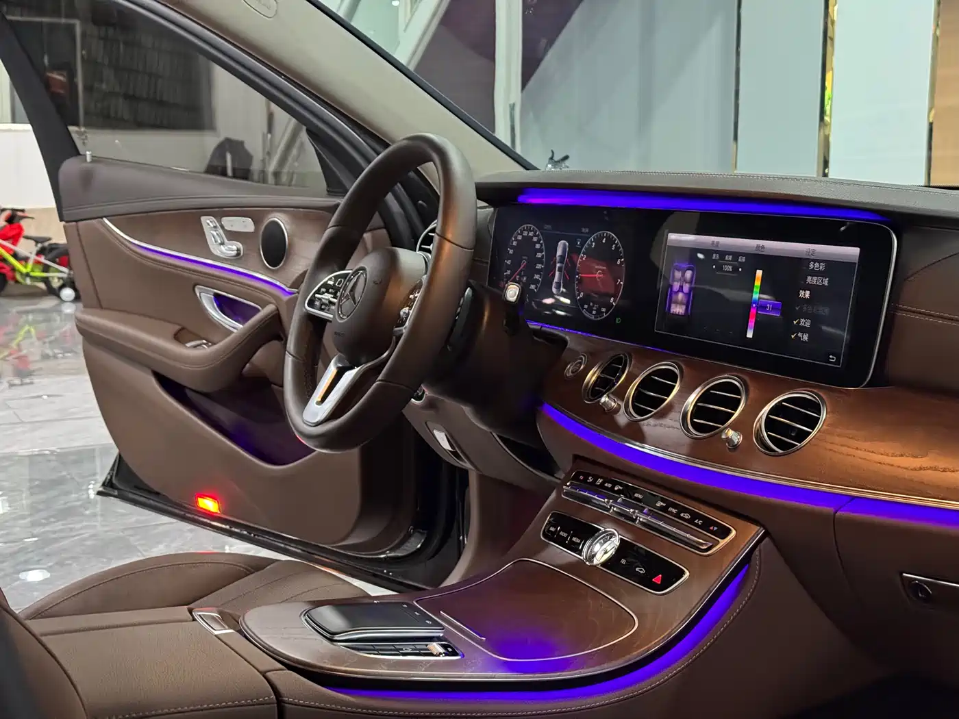 Mercedes-Benz E-Class 2020 E 300 L Fashion фото 10