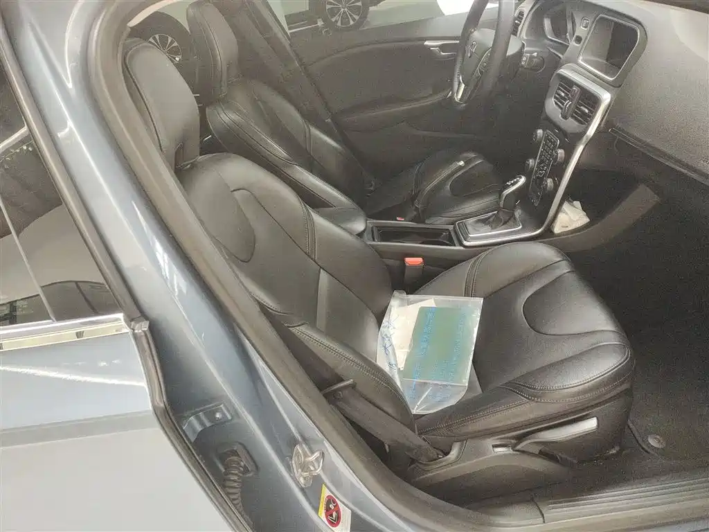 Volvo V40 2018 2018 T3 Inscription Edition