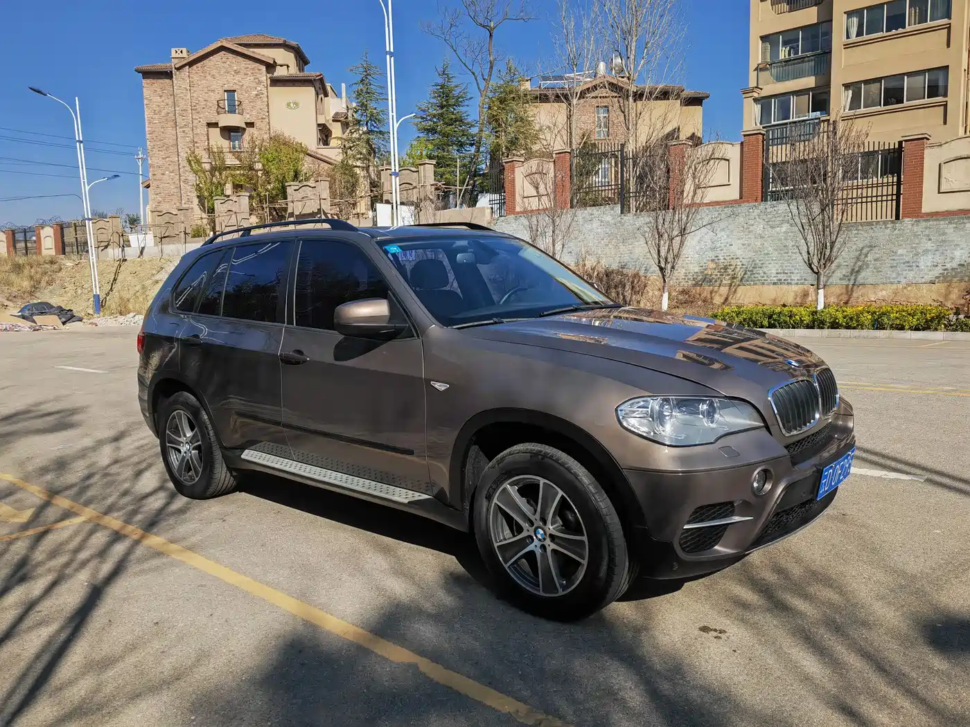 BMW X5 (Import) 2011 xDrive35i Leading Edition фото 2