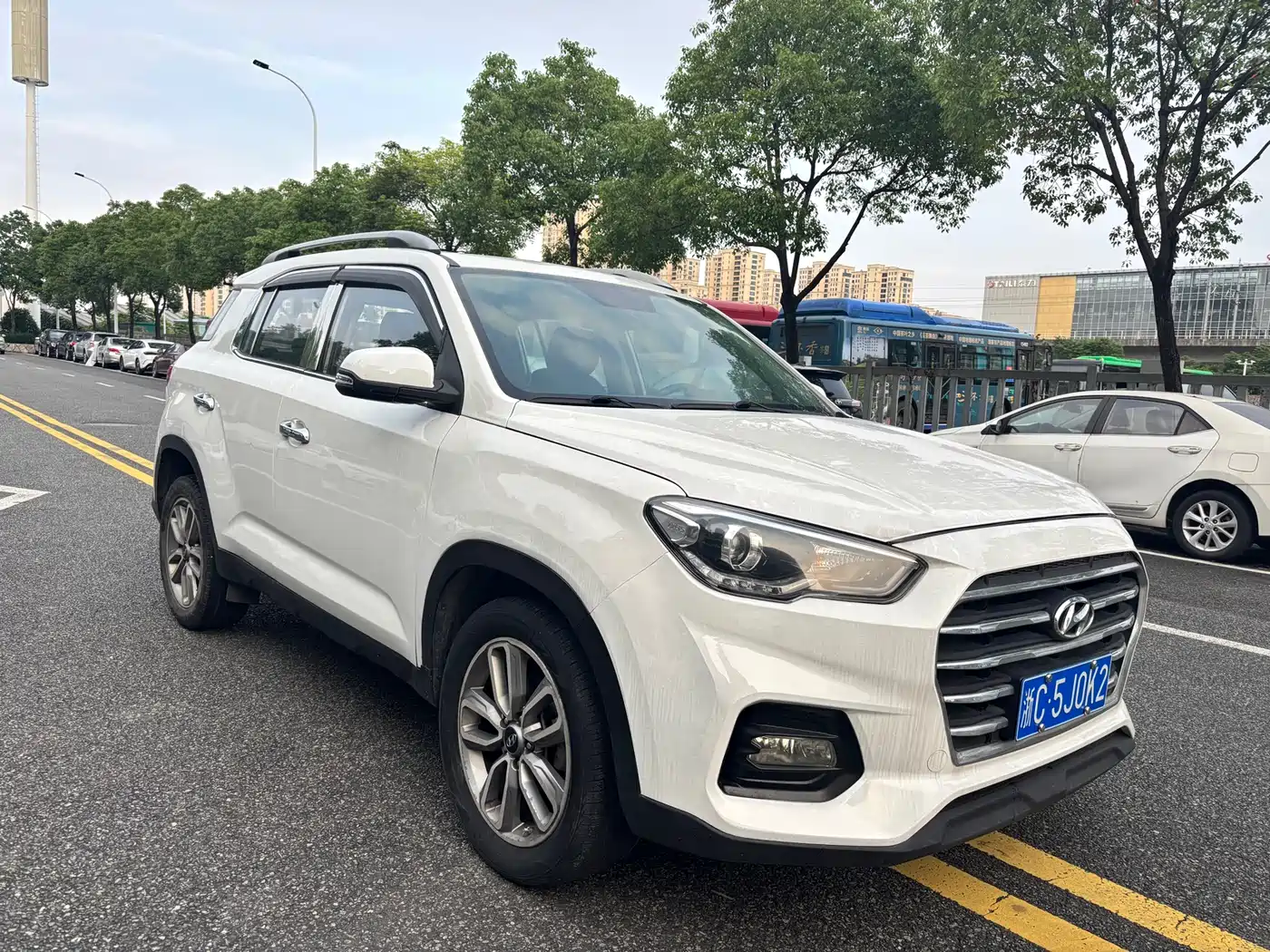 Hyundai Beijing Hyundai ix35 2018 2.0L Automatic 2WD Zhiyong·Enjoyment Edition фото 5