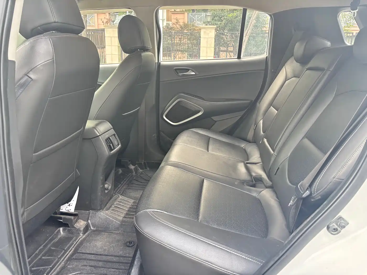 Hyundai Beijing Hyundai ix35 2018 2.0L Automatic 2WD Zhiyong·Enjoyment Edition фото 15