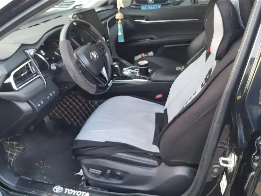 Toyota Camry 2023 2.0G Luxury Edition фото 9