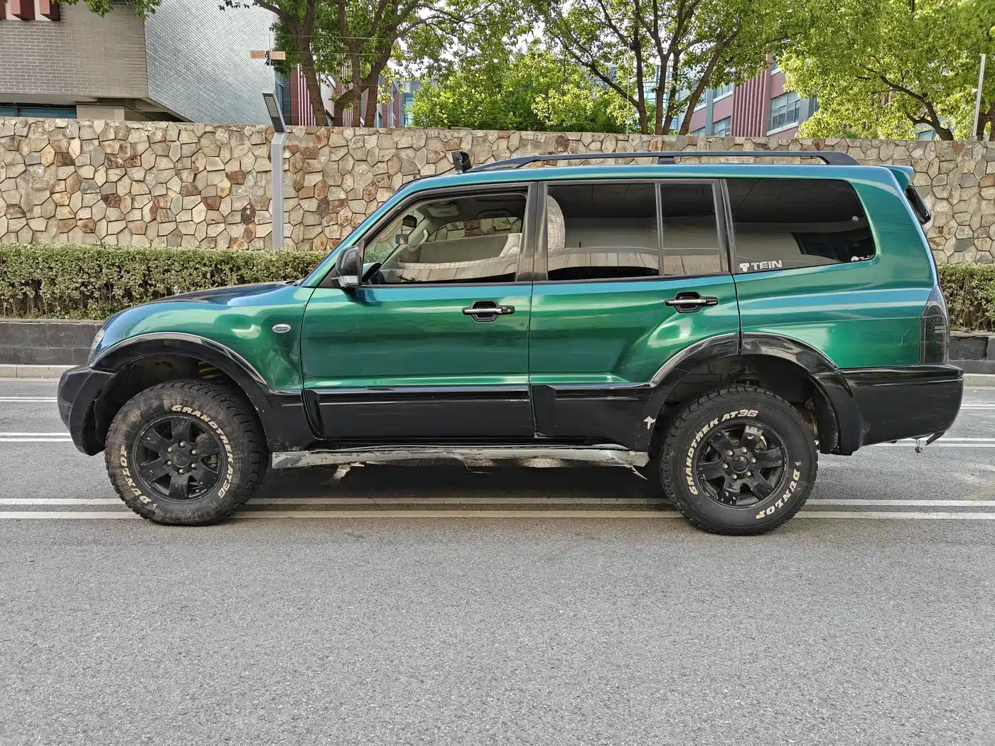 Mitsubishi Pajero 2011 Mitsubishi Pajero V73 3.0L MT GLS фото 10