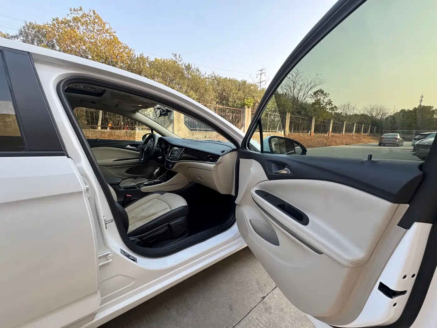Buick Verano 2019 Sedan 15S Auto Leading фото 20