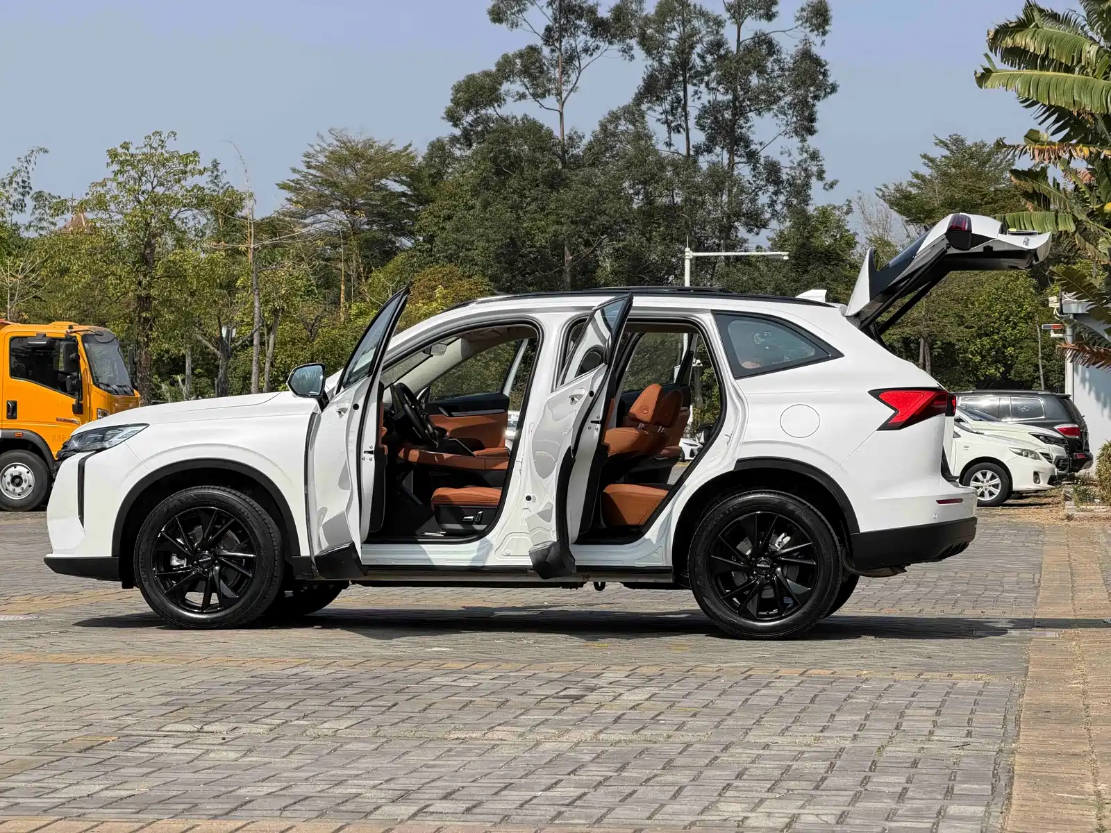 Photo 27 - Haval H6