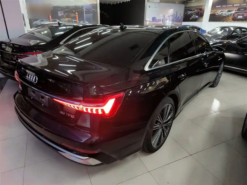 Audi A6L 2023 45 TFSI Premium Selection Dynamic фото 23
