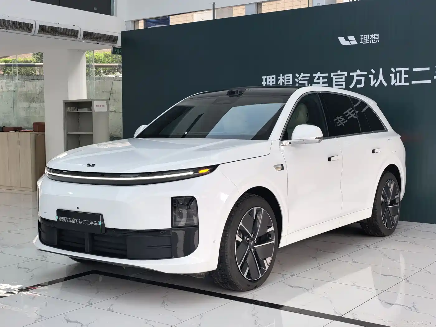 Li Auto IDEAL L6