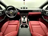 Фото 16 - Porsche Cayenne