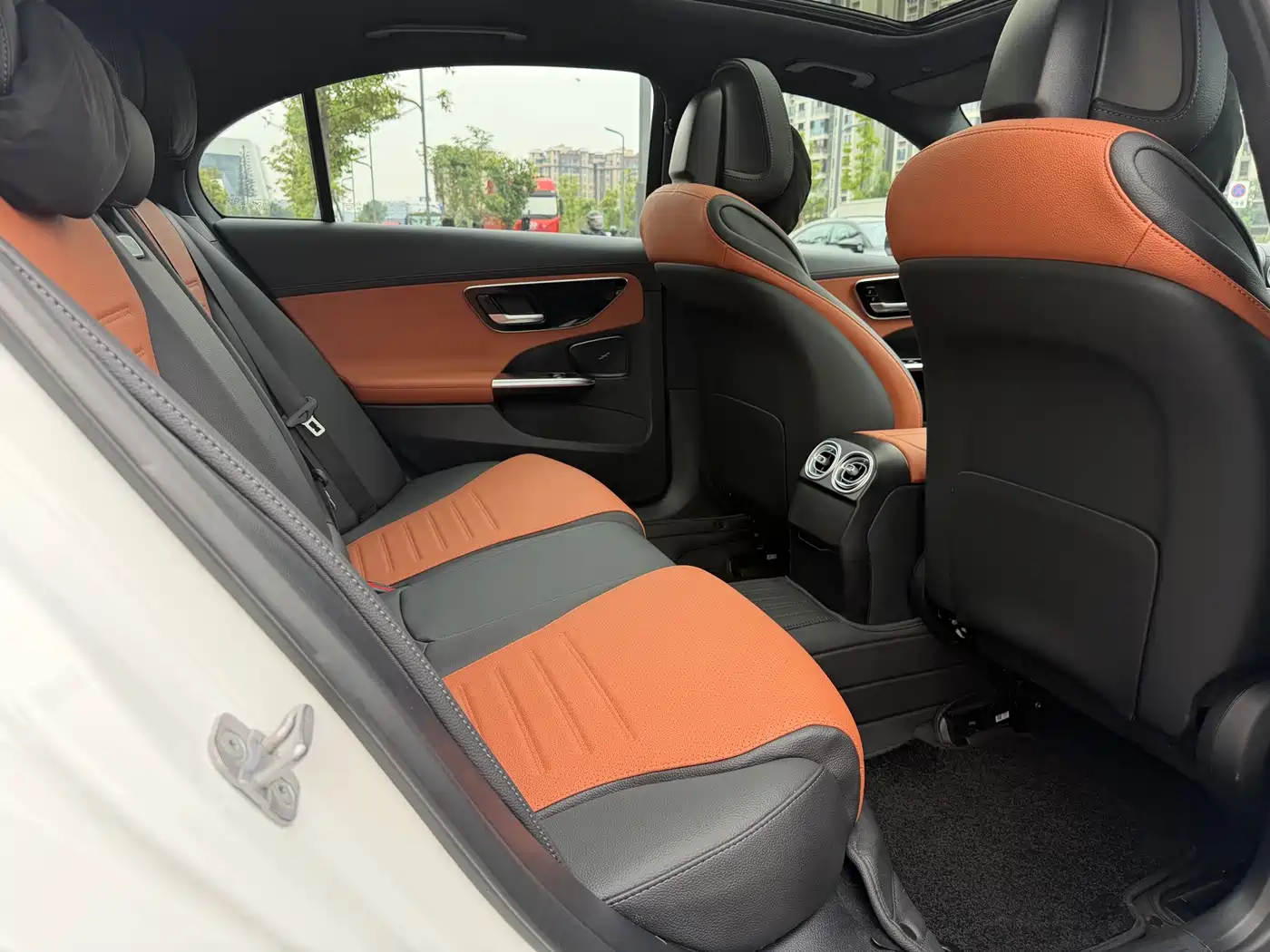 Mercedes-Benz C-Class 2025 C 260 L Sport Edition фото 14