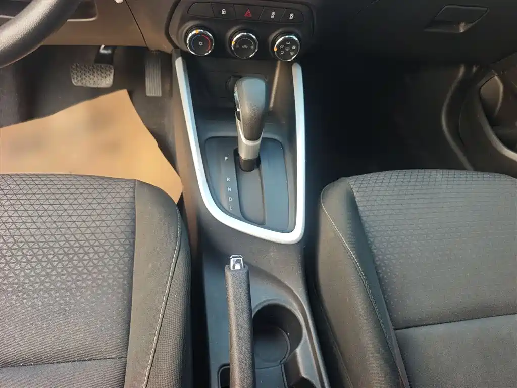 Chevrolet Cavalier 2021 325T Auto Joy Edition фото 9