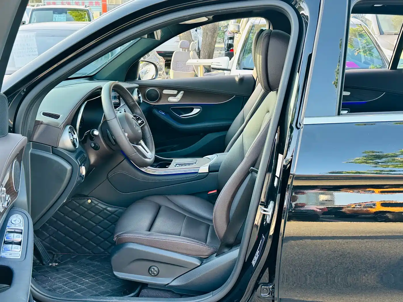 Mercedes-Benz GLC 2022 Model GLC 260 L 4MATIC Luxury Edition фото 7