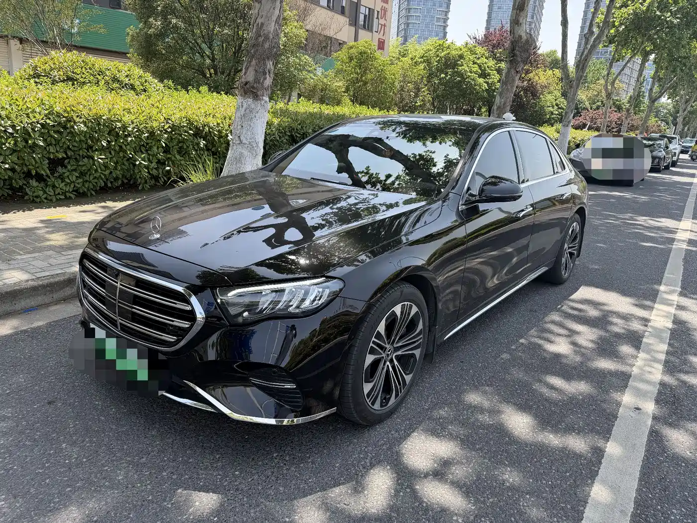 Mercedes-Benz E-Class New Energy 2024 E 350 e L Plug-in Hybrid Sedan