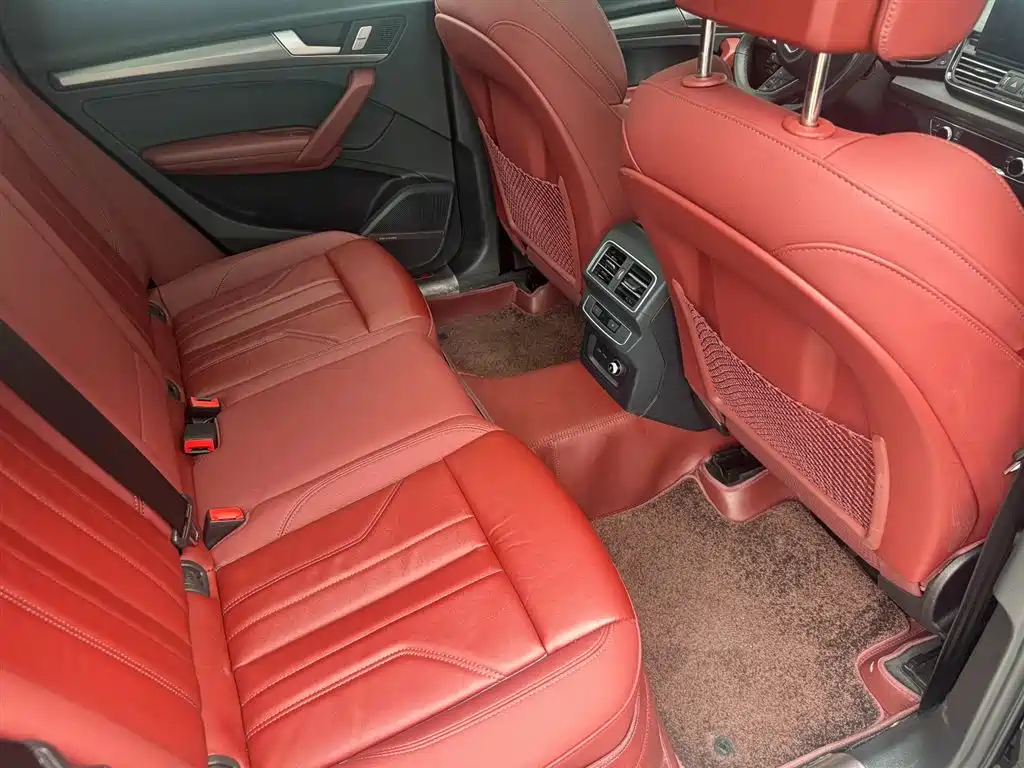 Audi Q5L 2024 Model 45 TFSI Luxury Dynamic фото 14
