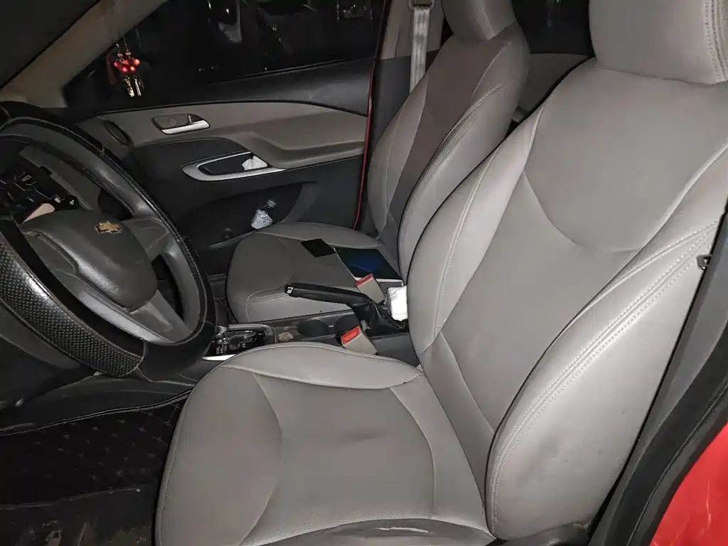 Chevrolet Sail 2015 Sail 3 1.3L AMT Ideal Edition фото 8