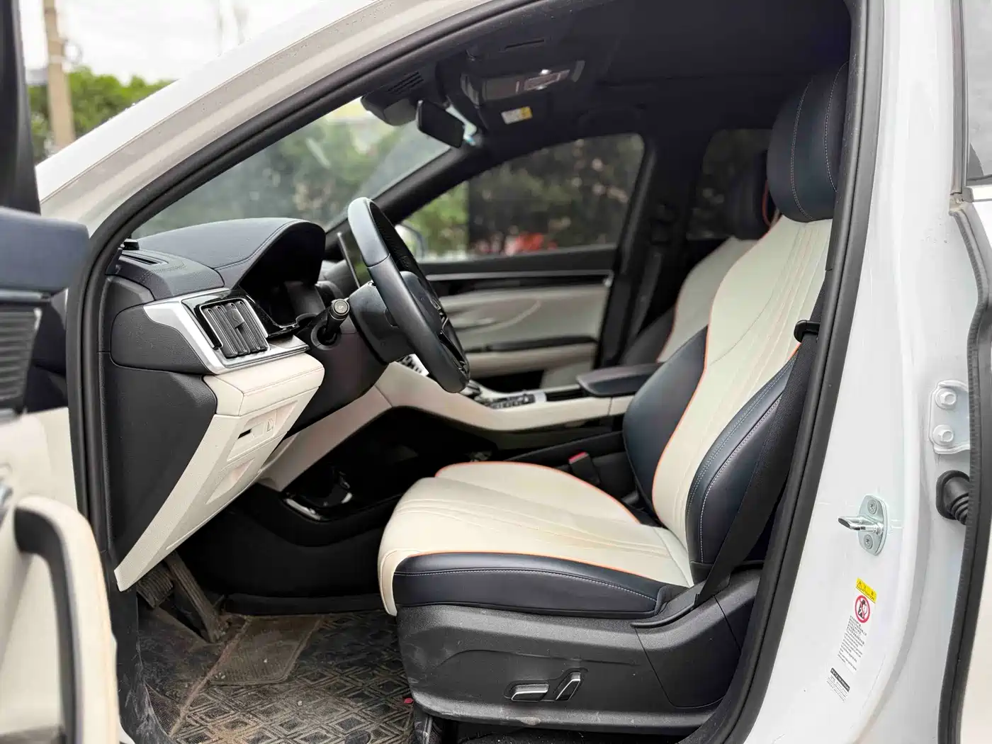 BYD Song PLUS PHEV 2021 DM-i 110KM Flagship фото 15
