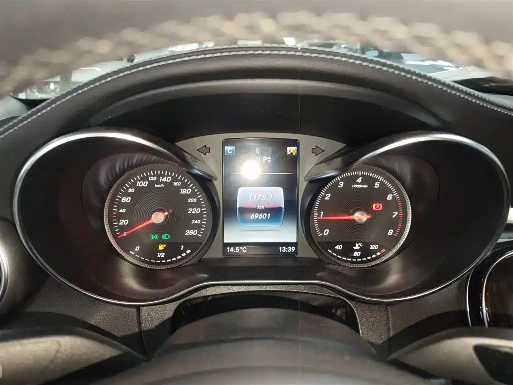 Mercedes-Benz C-Class 2017 Facelift C 200 L фото 4