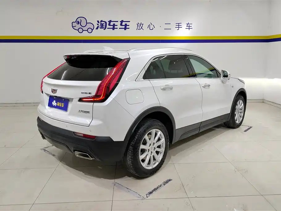 Cadillac XT4 2021 28T FWD Technology Edition фото 3