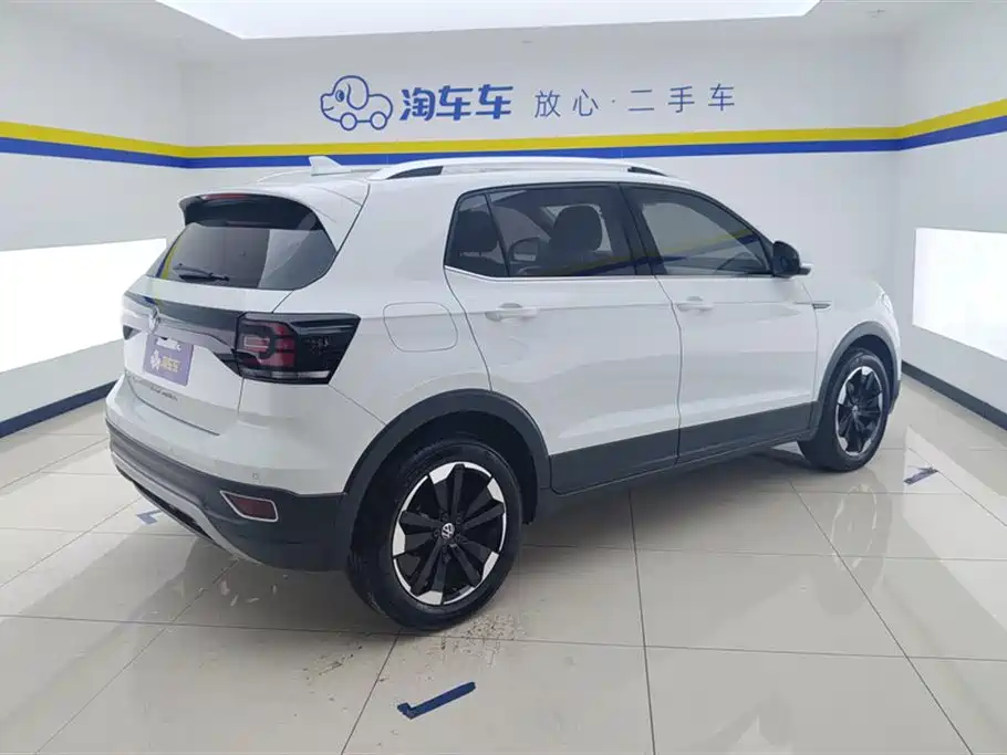 Volkswagen Tanying 2021 1.5L Automatic Smart Connect Edition фото 3