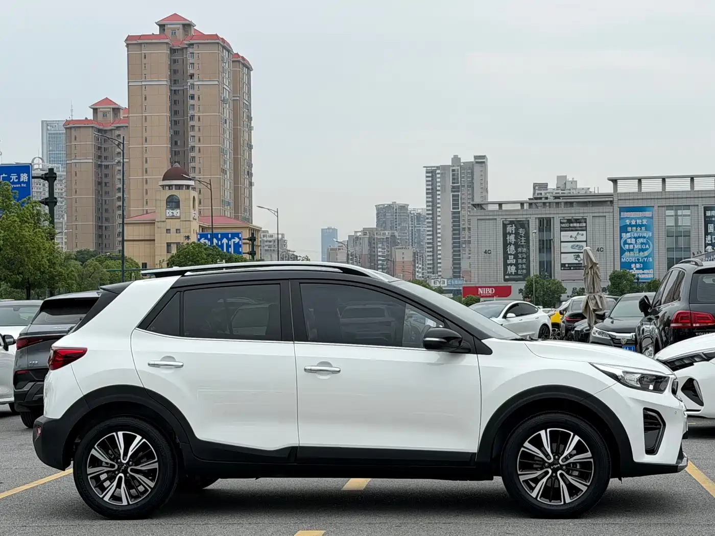 Kia KX1 2021 1.4L CVT Sunroof Version фото 6