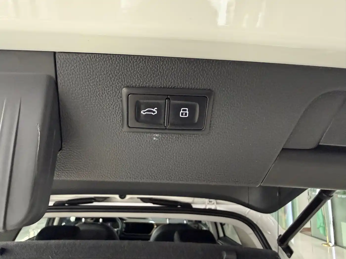 Volkswagen Tharu 2021 280TSI 2WD Luxury Plus фото 10
