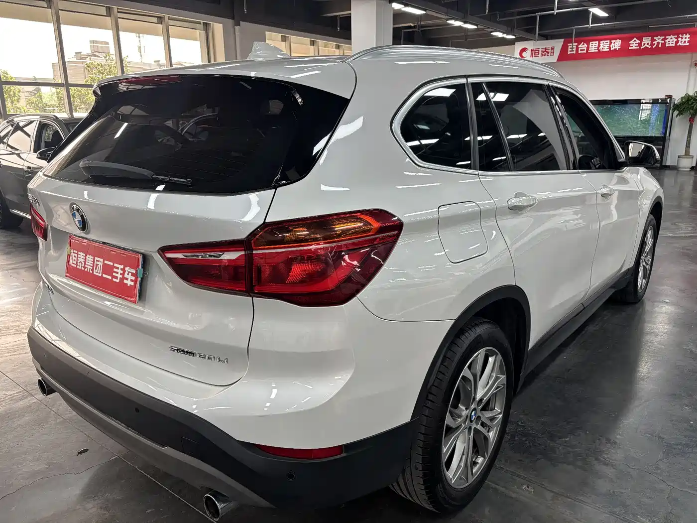 BMW X1 2019 sDrive20Li Leading Model фото 20