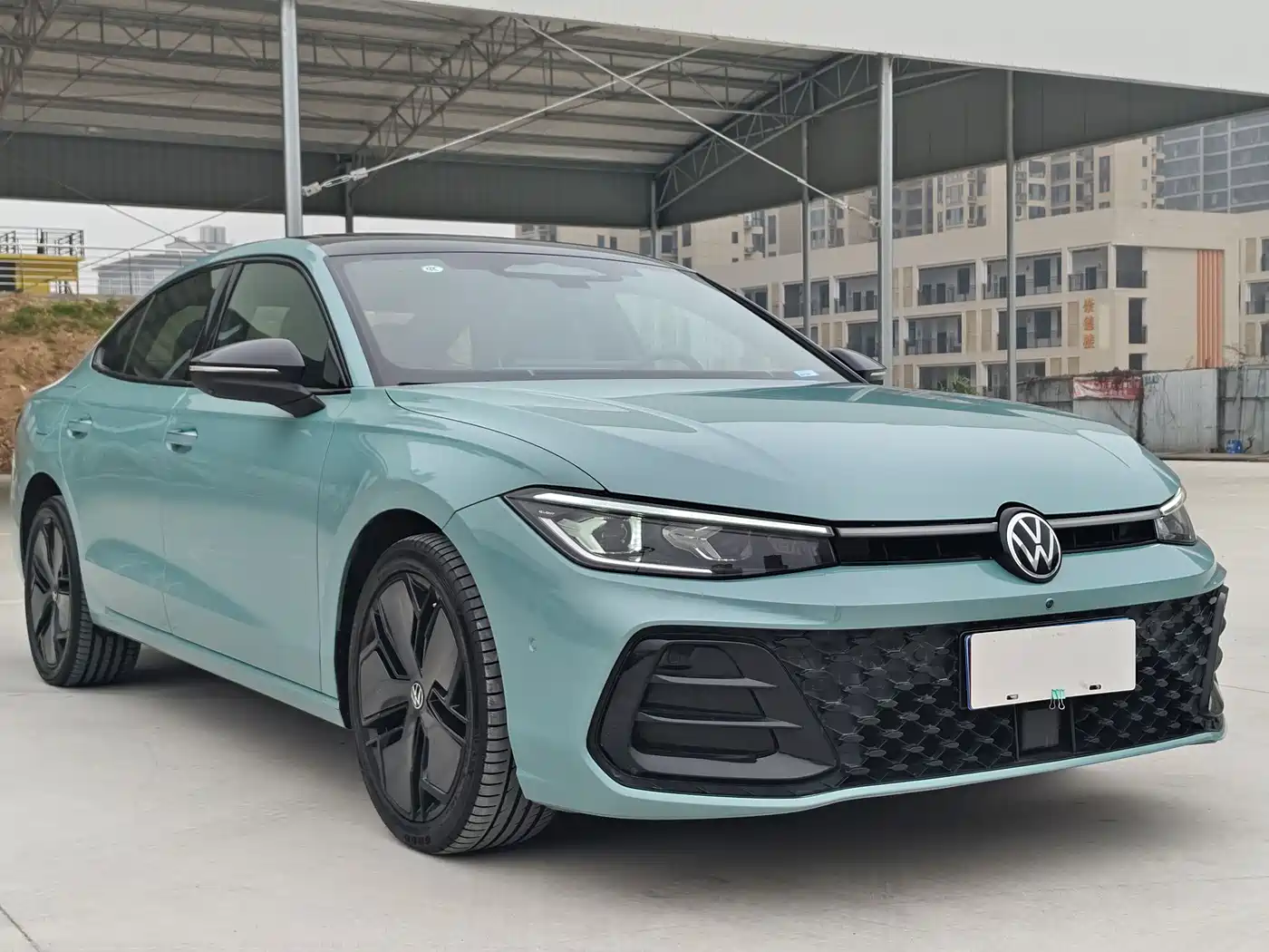 Volkswagen Passat 2025 Model Pro 380TSI Starlight Dragon Premium Edition фото 3