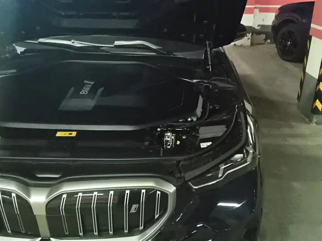 BMW i5 2024 eDrive 35L M Sport Package фото 22