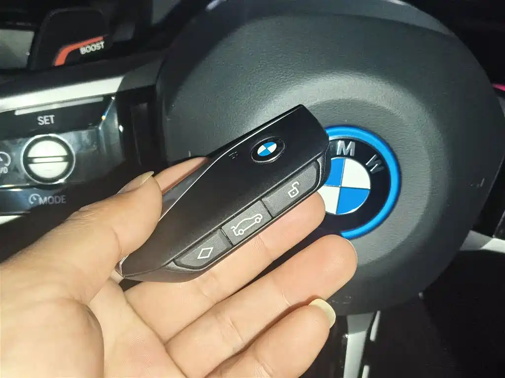 BMW i5 2024 eDrive 35L M Sport Package фото 12